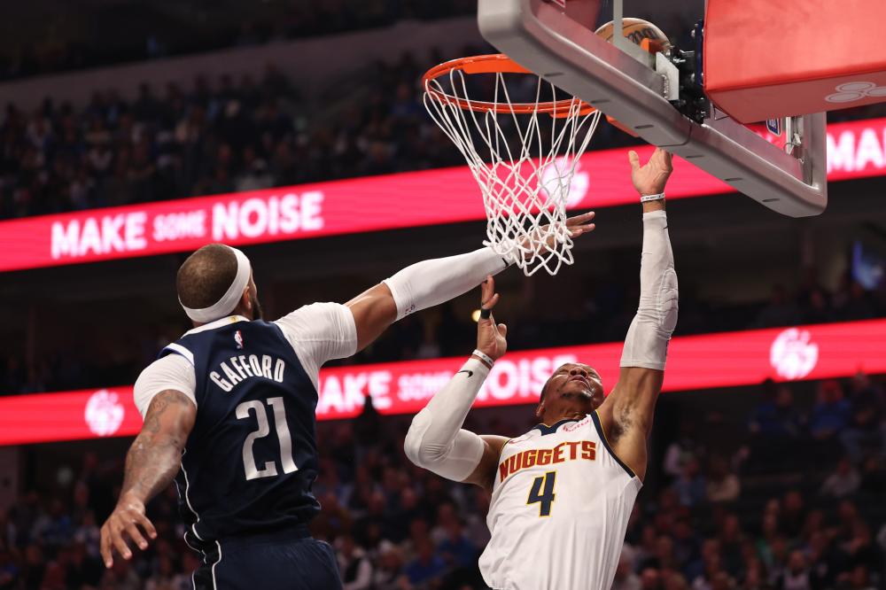 埃迪-豪：我们正在开辟新天地；丹-伯恩今天是我们的巨人.