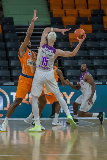 兰过去两个 兰过去两个