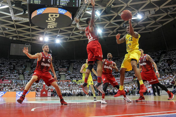 西班牙前锋 西班牙前锋